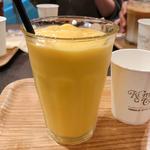 パイナップル　& マンゴ(Oceania Style Coffee Komin Cafe)