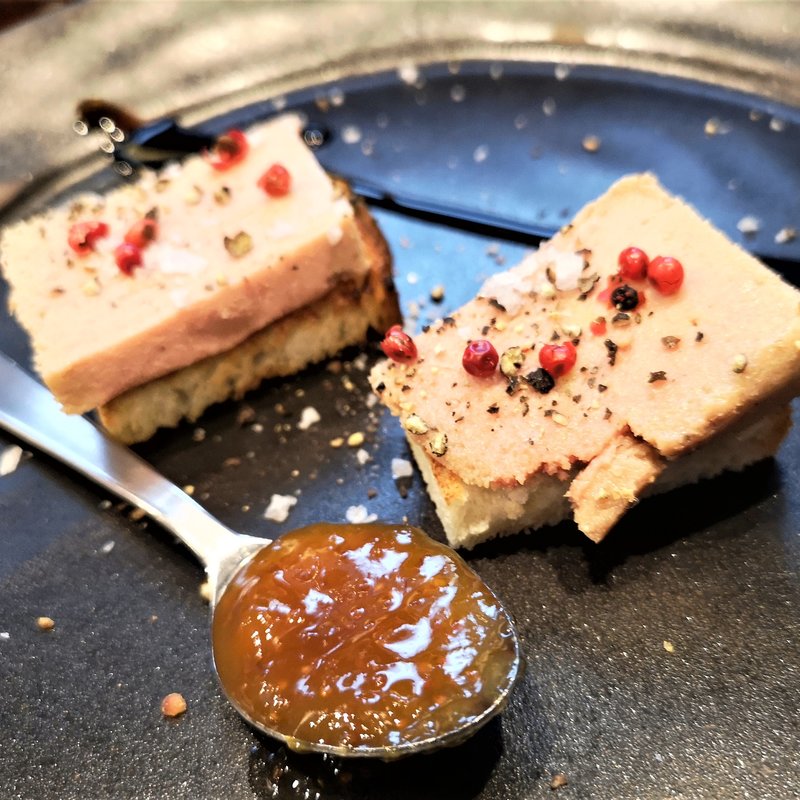 フォアグラのテリーヌ (ラーゴ)