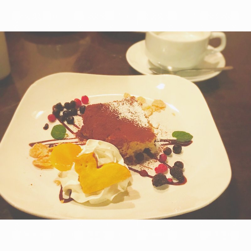 ティラミス(アティックルーム新宿 （attic room SHINJUKU）)