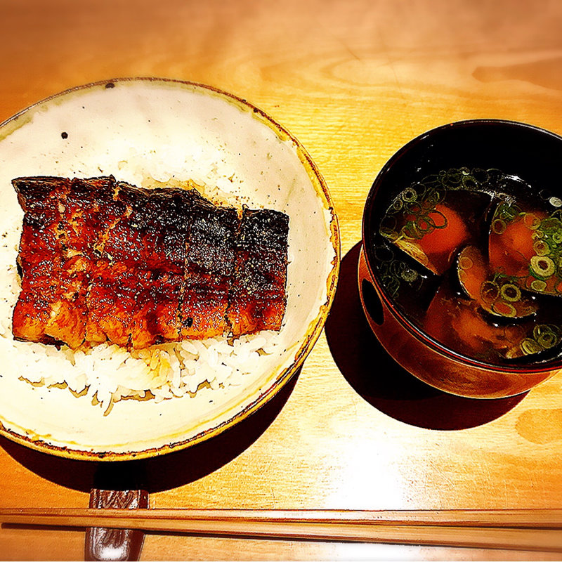 鰻丼(山人 )