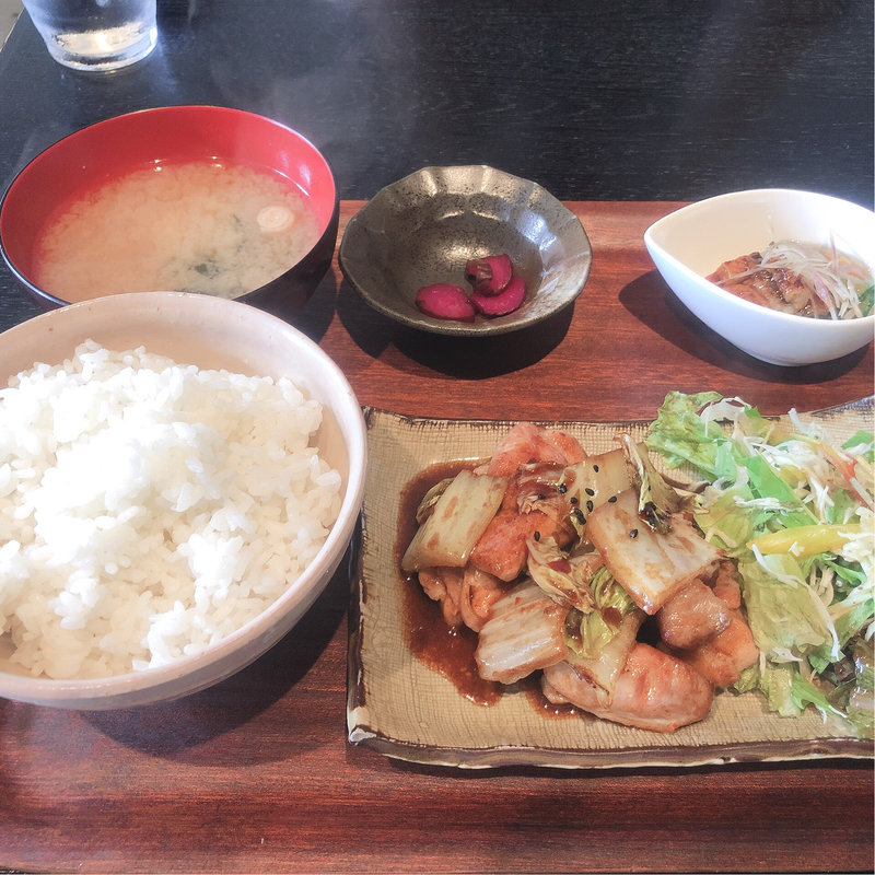 (四季菜家 らくろう )