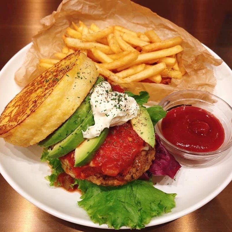 アボガドサルサバーガー(アイボリッシュ 渋谷店 （Ivorish）)