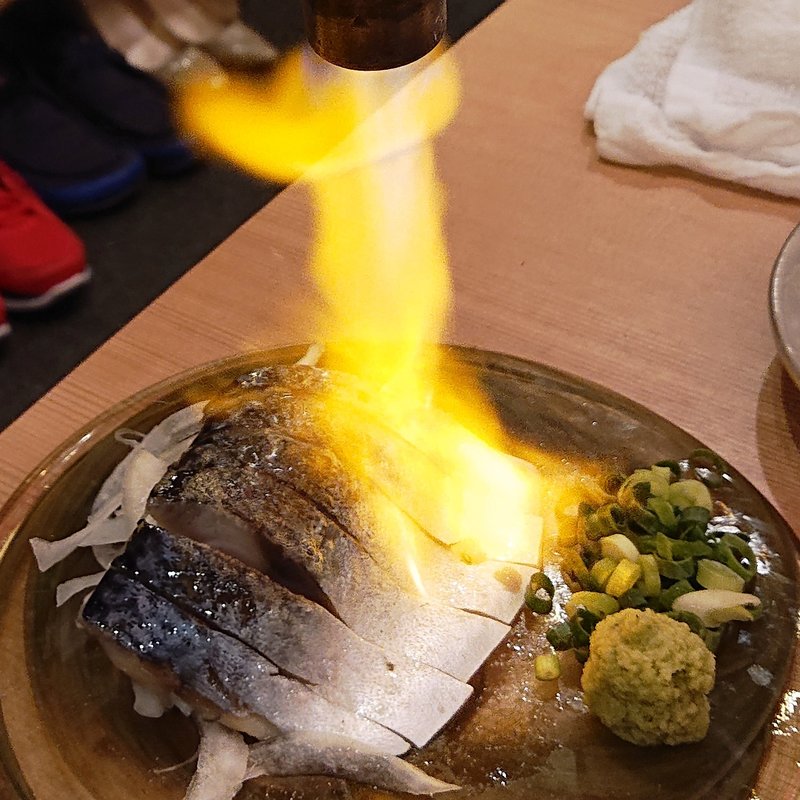 炙りしめ鯖(三代目 鳥メロ 鶴見店)