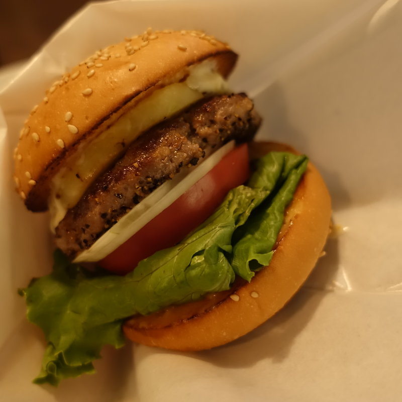 ベーコンチーズバーガー(ウェーブスバーガー 名駅店)