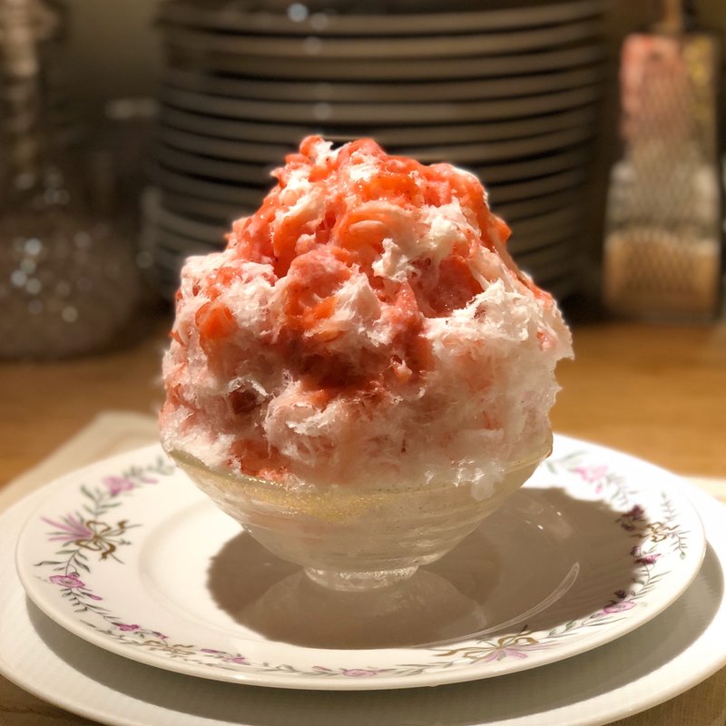 洞川夏イチゴミルク(ビストロ ル・クレール)