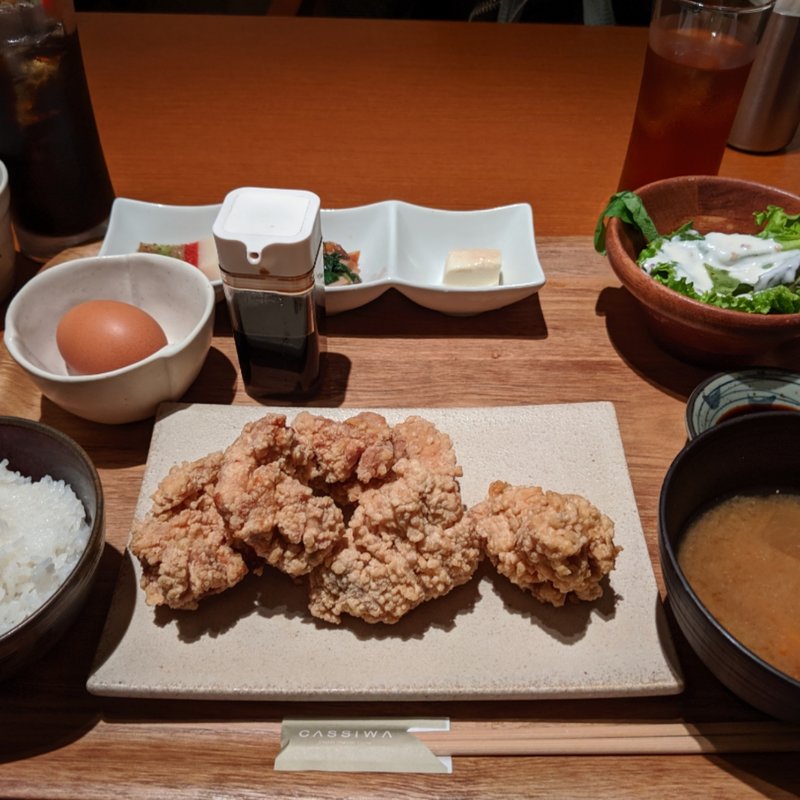 唐揚げ定食(カッシーワE-ma 梅田店)