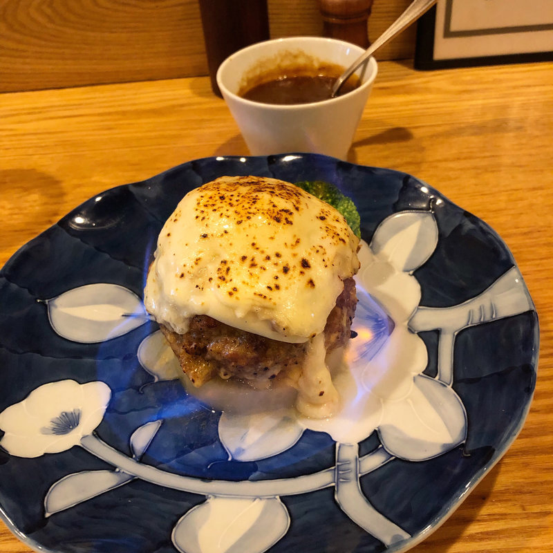 とろ〜りチーズ in 俺のハンバーグ(俺のハンバーグ 渡なべ)