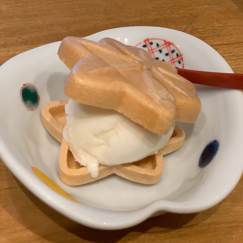 美和桜酒粕ジェラート(魚肴おばんちゃい )