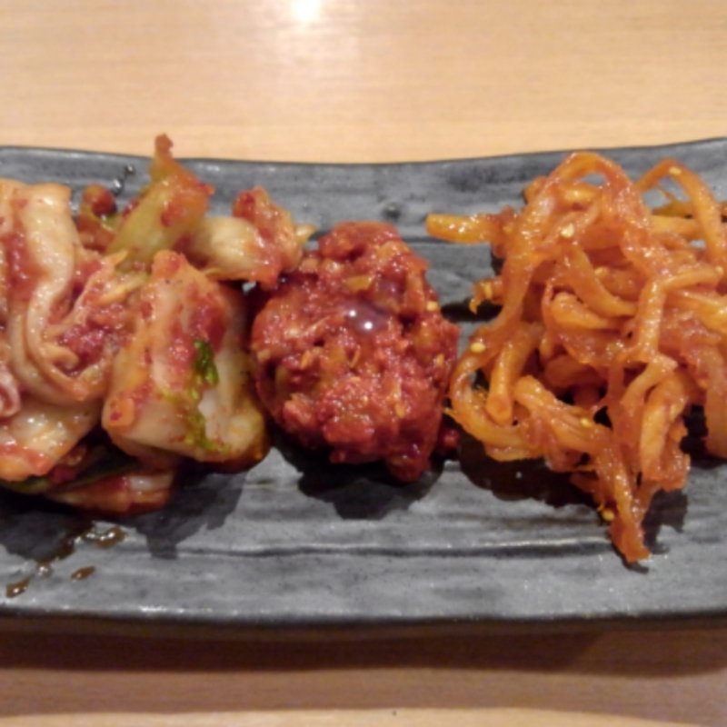 キムチ盛り合わせ(きじ 丸の内店)
