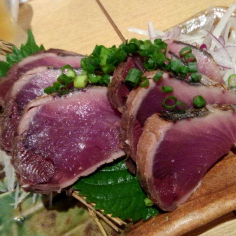 鰹のたたき(居酒屋さけみ)