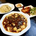 麻婆豆腐定食（半チャーハン）(麺厨房103)