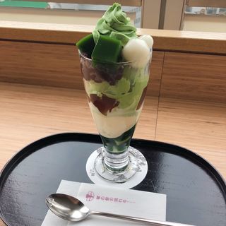 翠玉パフェ(茶寮都路里 大丸東京店 （さりょうつじり）)