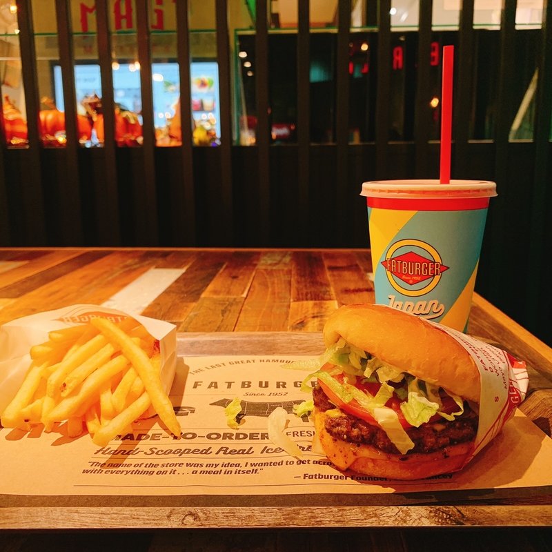 ベーコンチーズバーガー(ファットバーガー)