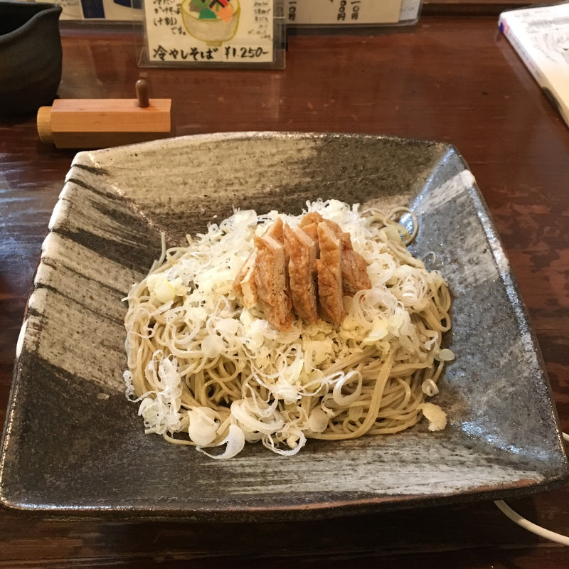 冷やしたぬき(しゅばく （酒蕎麦）)