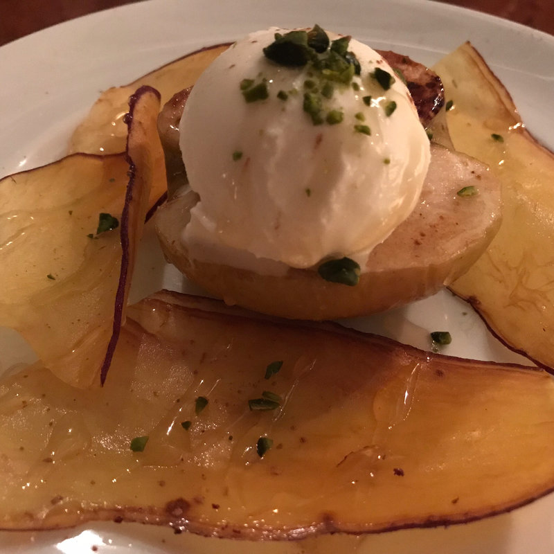 【秋の至福】焼きりんごとミルクアイス(chano-ma 中目黒（チャノマ）)