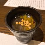 菊の花の冷製スープ