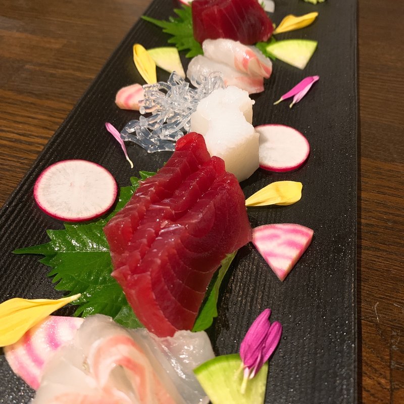 ●本日のお造り3点盛り(茶良ら （さらら SALALA）)