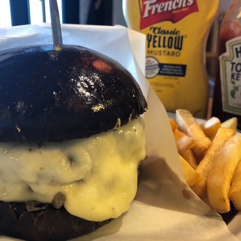 オールブラックスバーガー(クッカーズ・グリル)