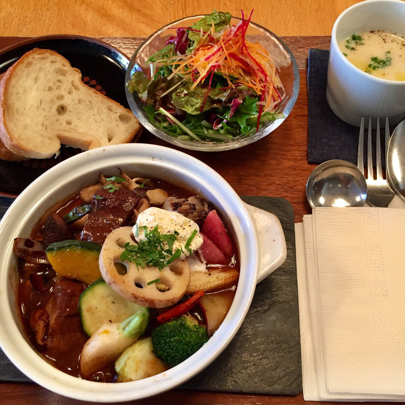 牛タンシチュー(鈴懸本店)