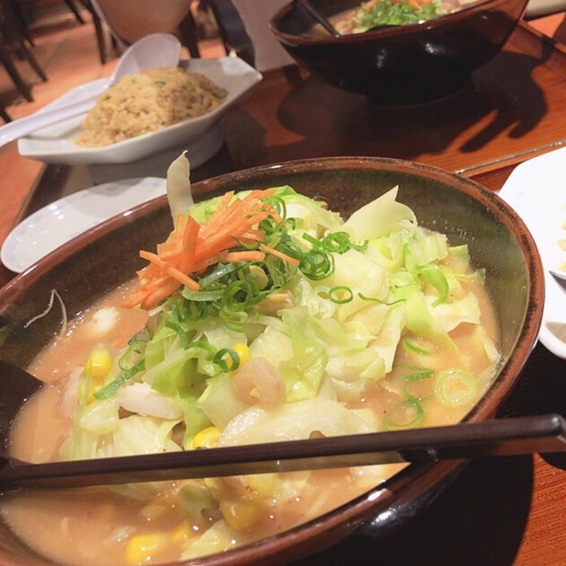 野菜たっぷりラーメン(古潭 あべのハルカス店)