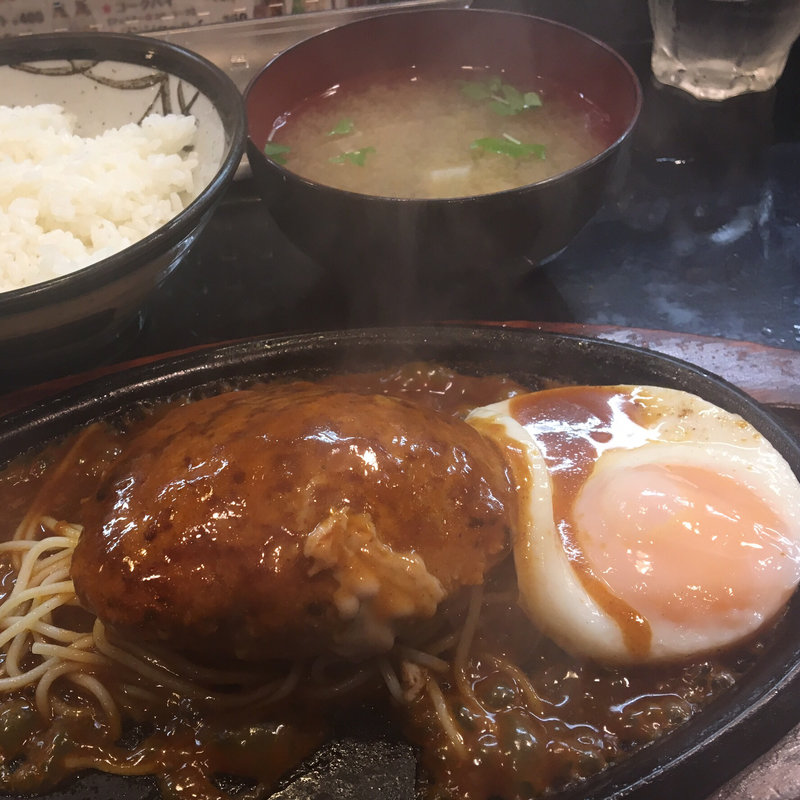 ハンバーグステーキ定食 アメリカン(木馬  )