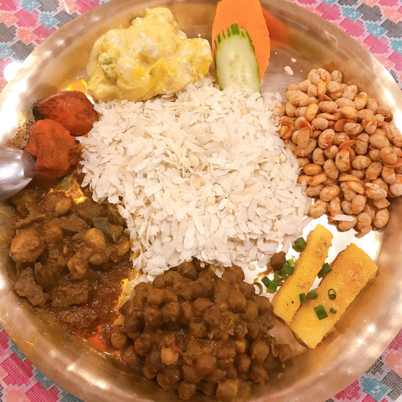 NEWARI KHAJA(ヤク＆イエティ （Yak＆Yeti）)