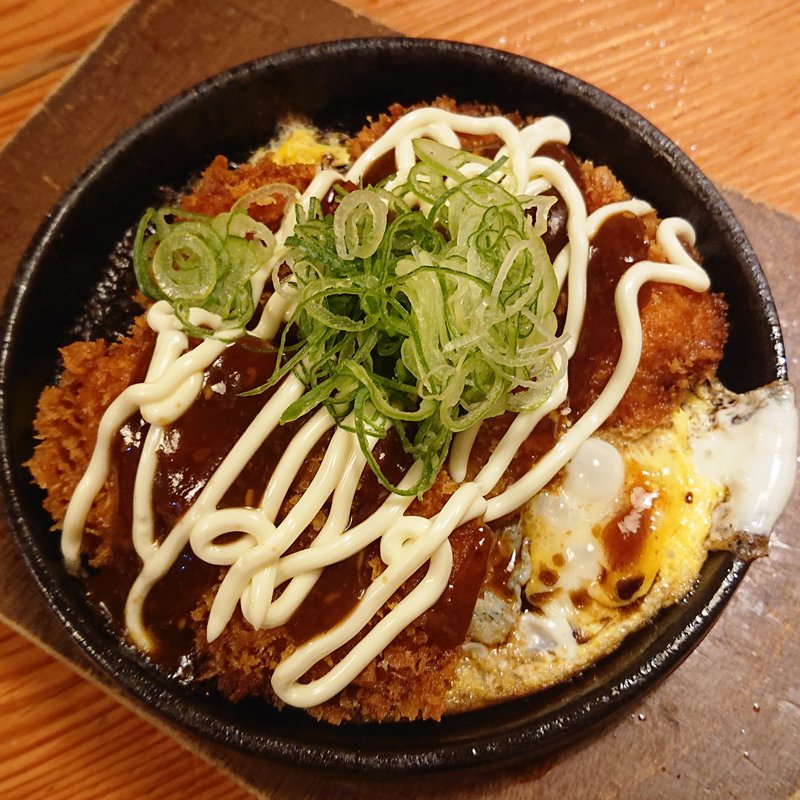 鉄板チキンカツ黒ソース ～黒ソース～(鳥貴族 蒲田東口店)