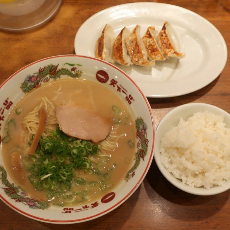 ギョウザ定食(天下一品 大宮東口店)