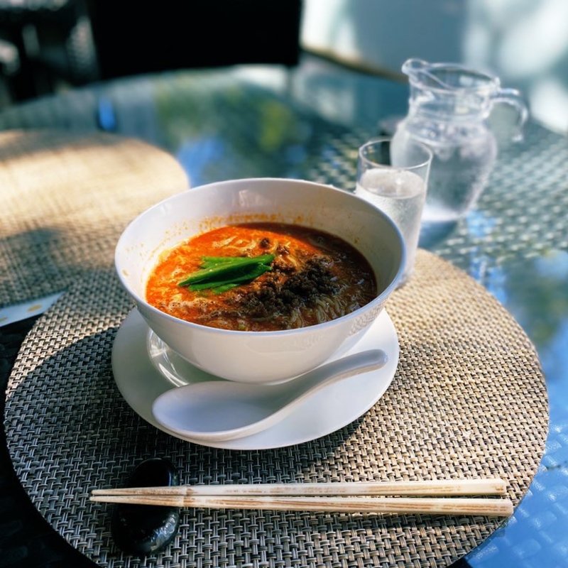 担々麺(神楽坂 中華料理 縁香園)