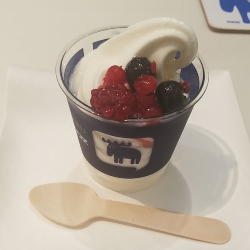 エルダーフラワーのソフトクリーム(ヨックモック東武百貨店池袋店)