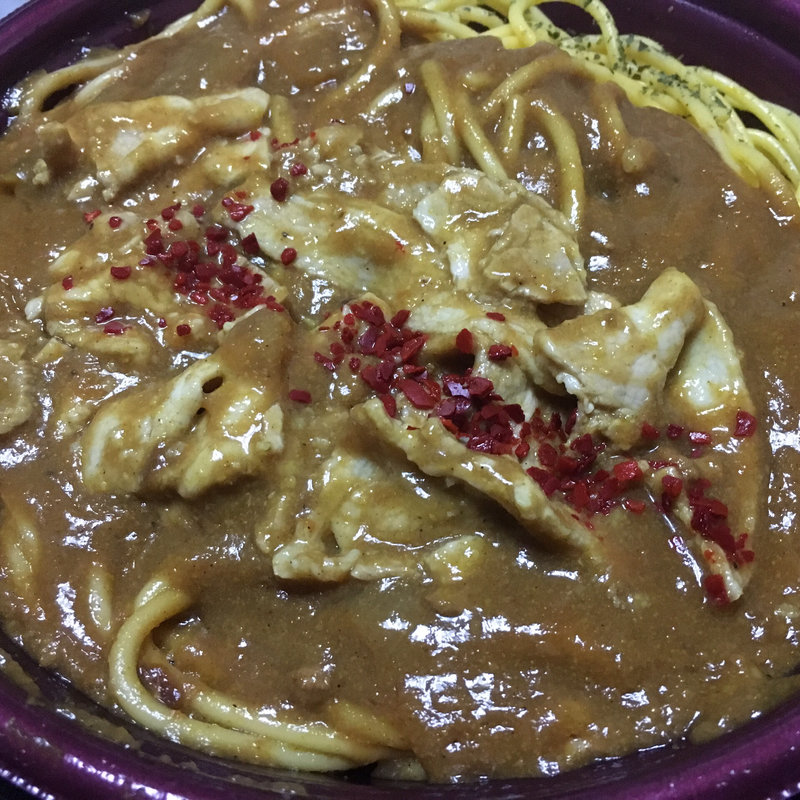 スパイスが決め手！ポークカレーパスタ(セブン-イレブン 札幌南９条西７丁目店)