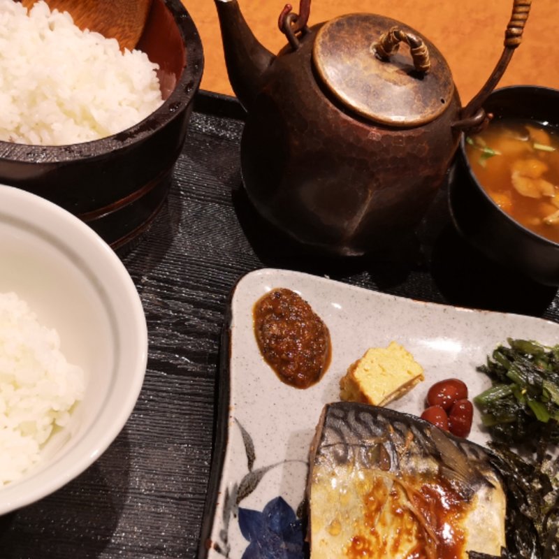お昼のおひつ膳(おひつ膳 田んぼ 西新宿店)