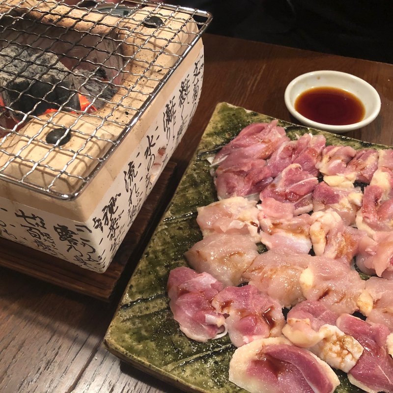 名古屋コーチン　あぶり刺し(旨物処 天)