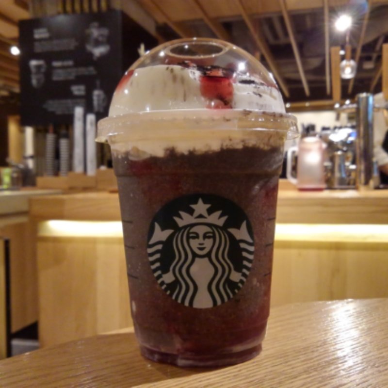 ハロウィンダークナイトフラペチーノ(スターバックス リザーブバー 東京ミッドタウン)