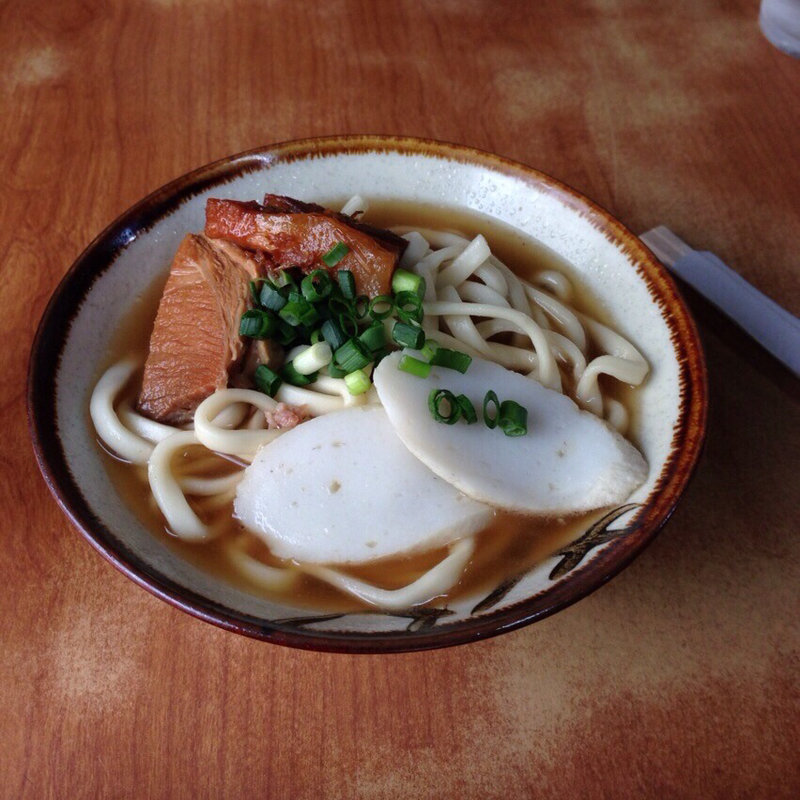 ソーキそば小(手作りそば つる屋 )