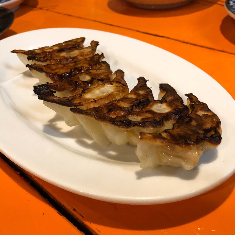 餃子(8個)(二代目 けんのすけ  （【旧店名】けんのすけ 本店）)