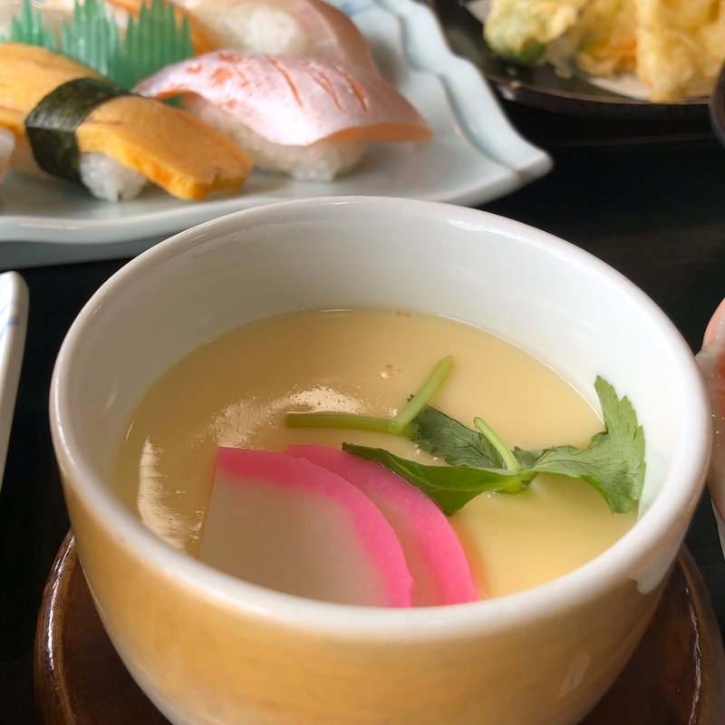 寿司のにぎり定食（茶碗蒸し）(食処さんぞくや 東福岡店)