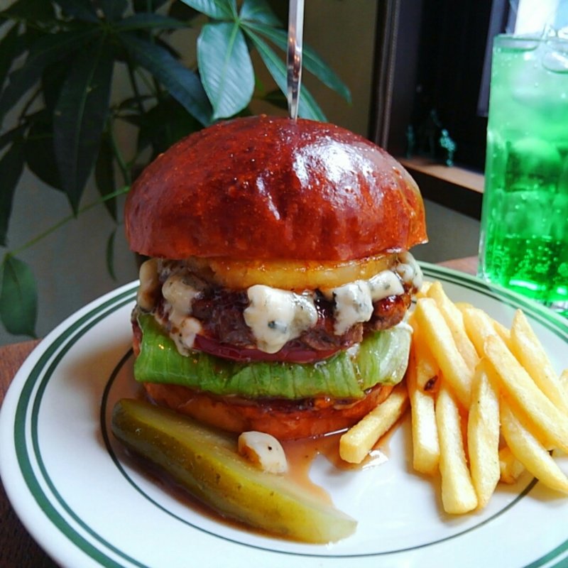 ゴルゴンゾーラパインハニーバーガー(ザ マンチーズ バーガーワークス （THE MUNCHIES BURGER WORKS）)