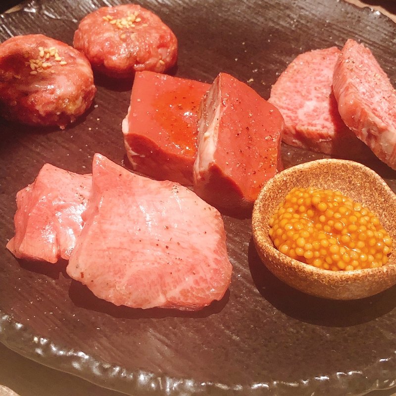 厚切り焼肉盛り合わせ(にくがとう)