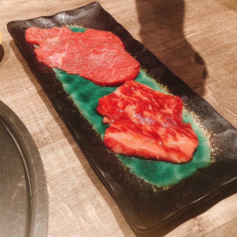 シンシン、カルビ(にくがとう)