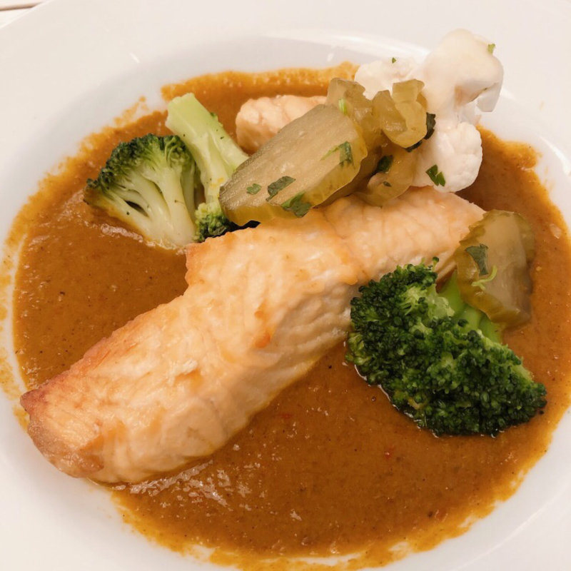 サーモンフィレ カレーソース(IKEAレストラン&カフェ 立川店 )