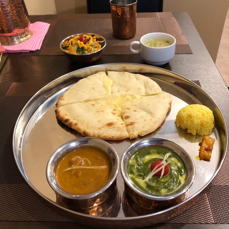 チーズナンランチ(barefoot curry ベアフットカリー)