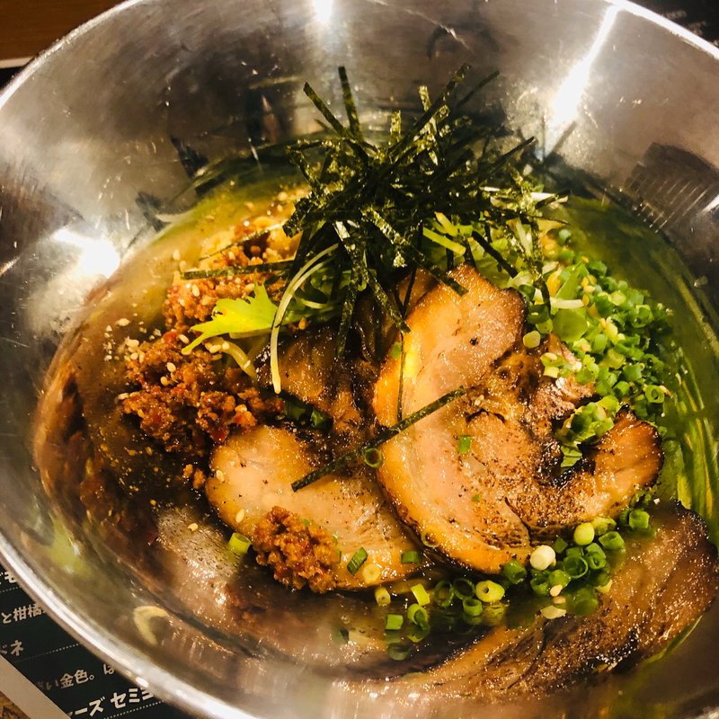 汁無し坦々麺　炙り叉焼のせ(GRILL KING （グリルキング）)