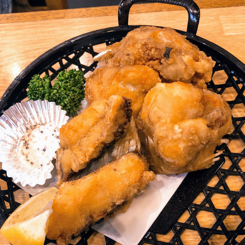ふぐの唐揚げ(あじ平 今里)
