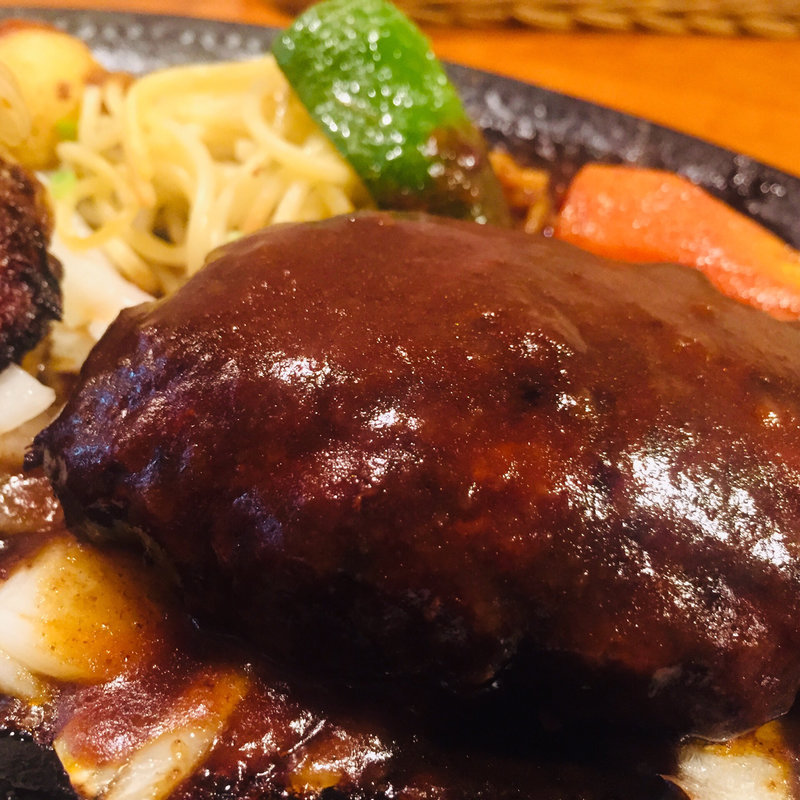 ハーフ&ハーフ ハンバーグセット(グリル＆ステーキ　みぞぐち )