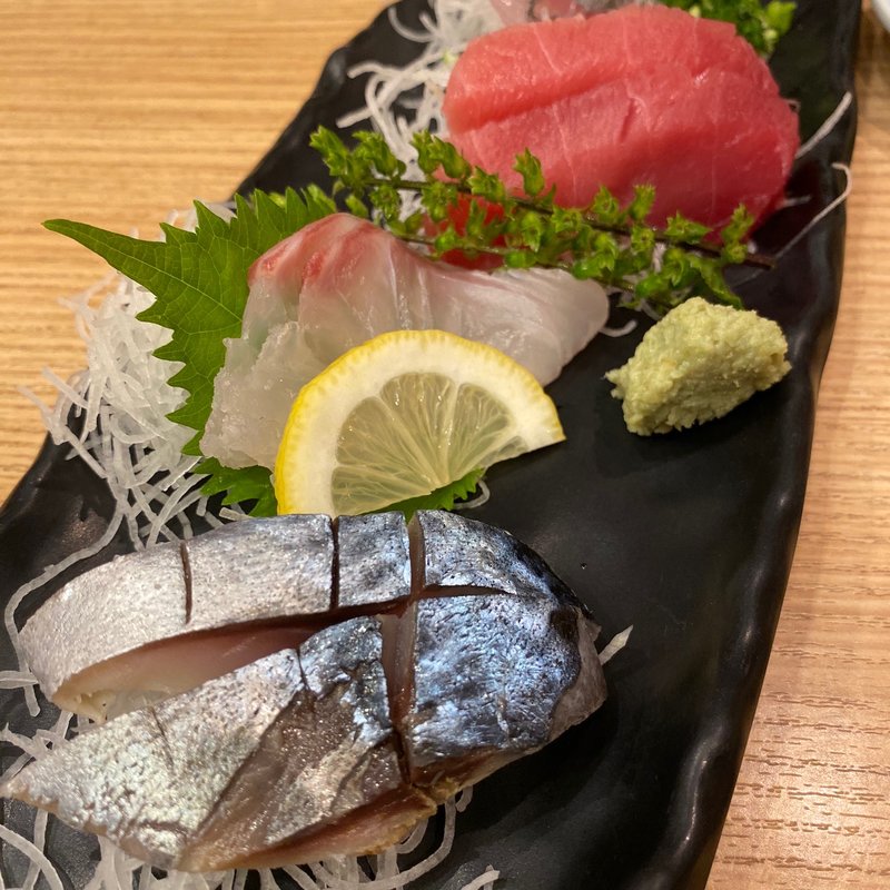 お刺身三点盛り(吉池食堂)