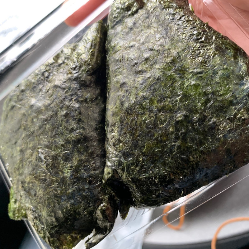 おにぎり（昆布、ツナマヨ）(（有）小林商店)