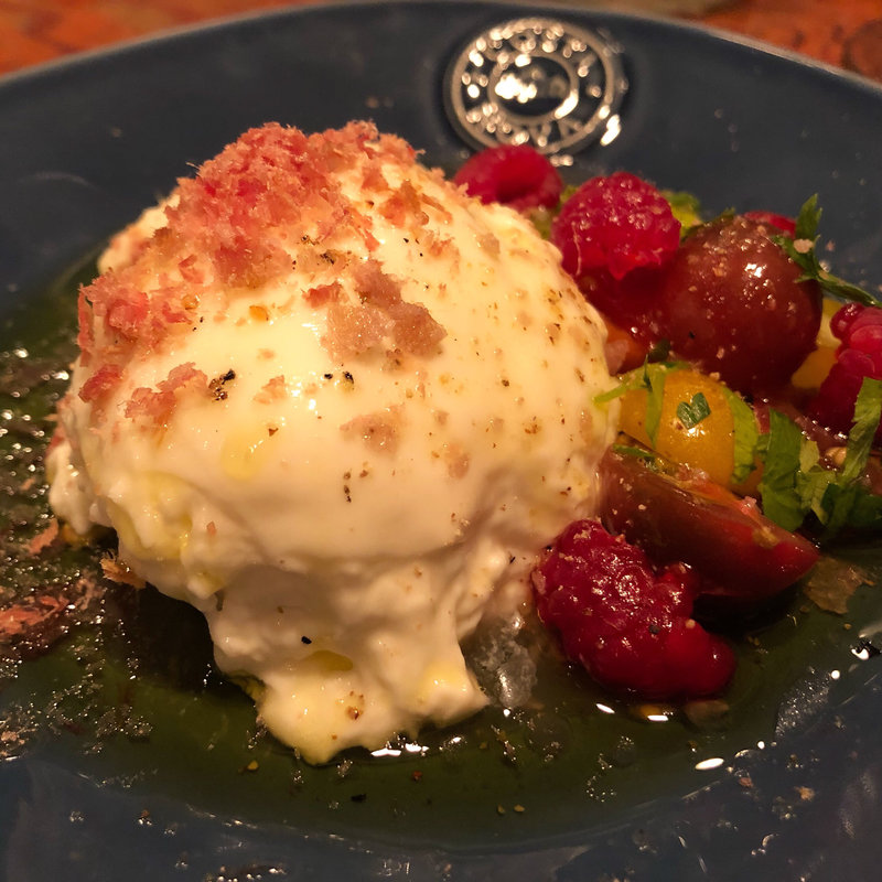 ブッラータ  マグロの生ハムがけ(ata)