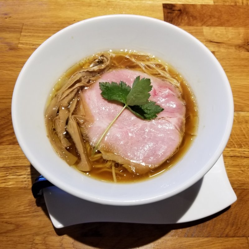 鶏と水(麺．SUZUKi （メン スズキ）)