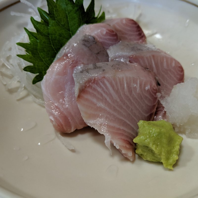 ブリ刺身(丸大ホール)